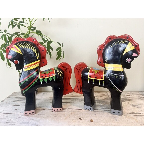 Vintage Hand Painted Lacquered Russian Folk Art Wood Horses Set Figurines USSR - Picture 3 of 12